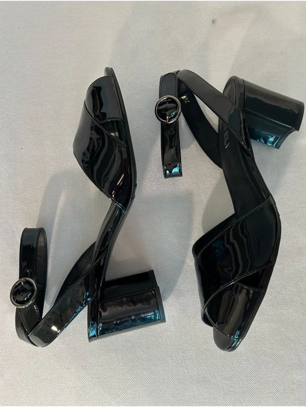 Vaneli Leah Black Patent Leather Block Heel Ankle Strap Sandals NIB